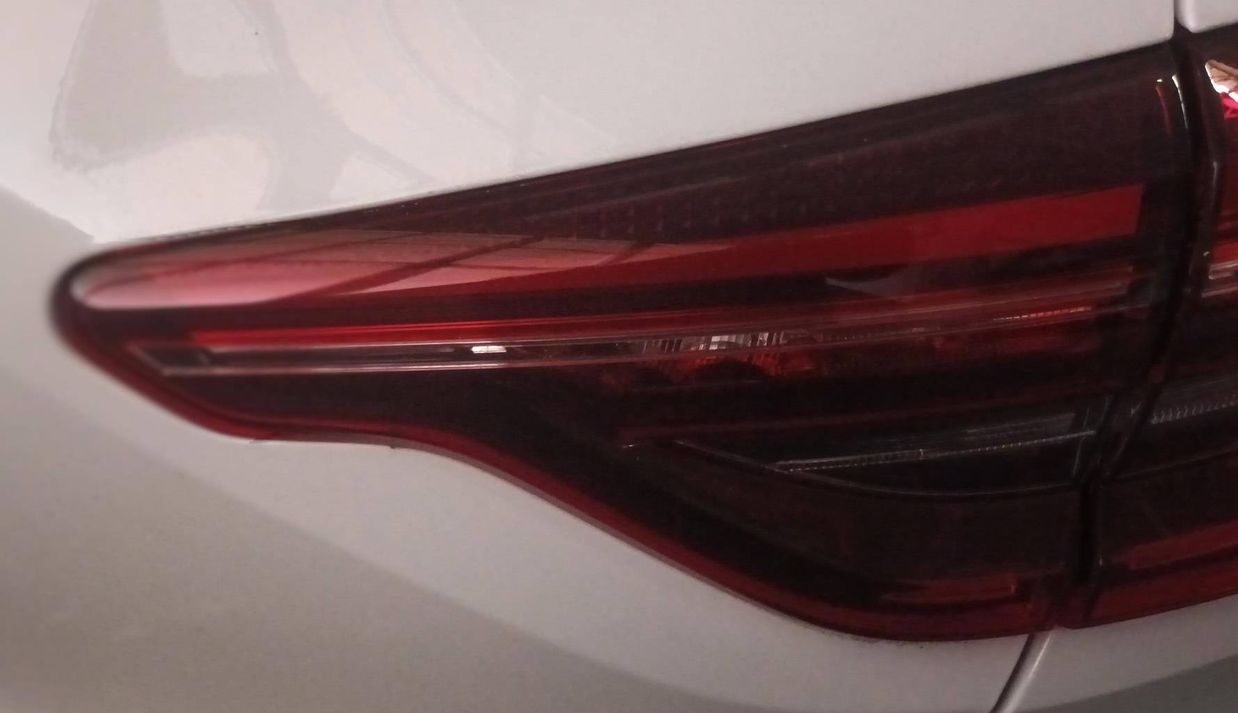 Feu arriere secondaire droit (feux) RENAULT CLIO 5 PHASE 1  - 1
