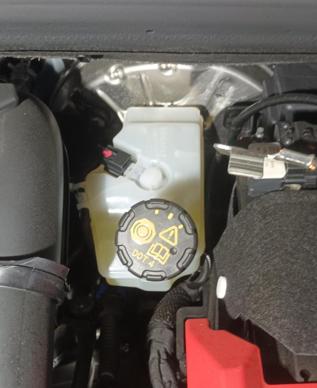 Cilindro maestro (freno) RENAULT CLIO 5 PHASE 1  - 1