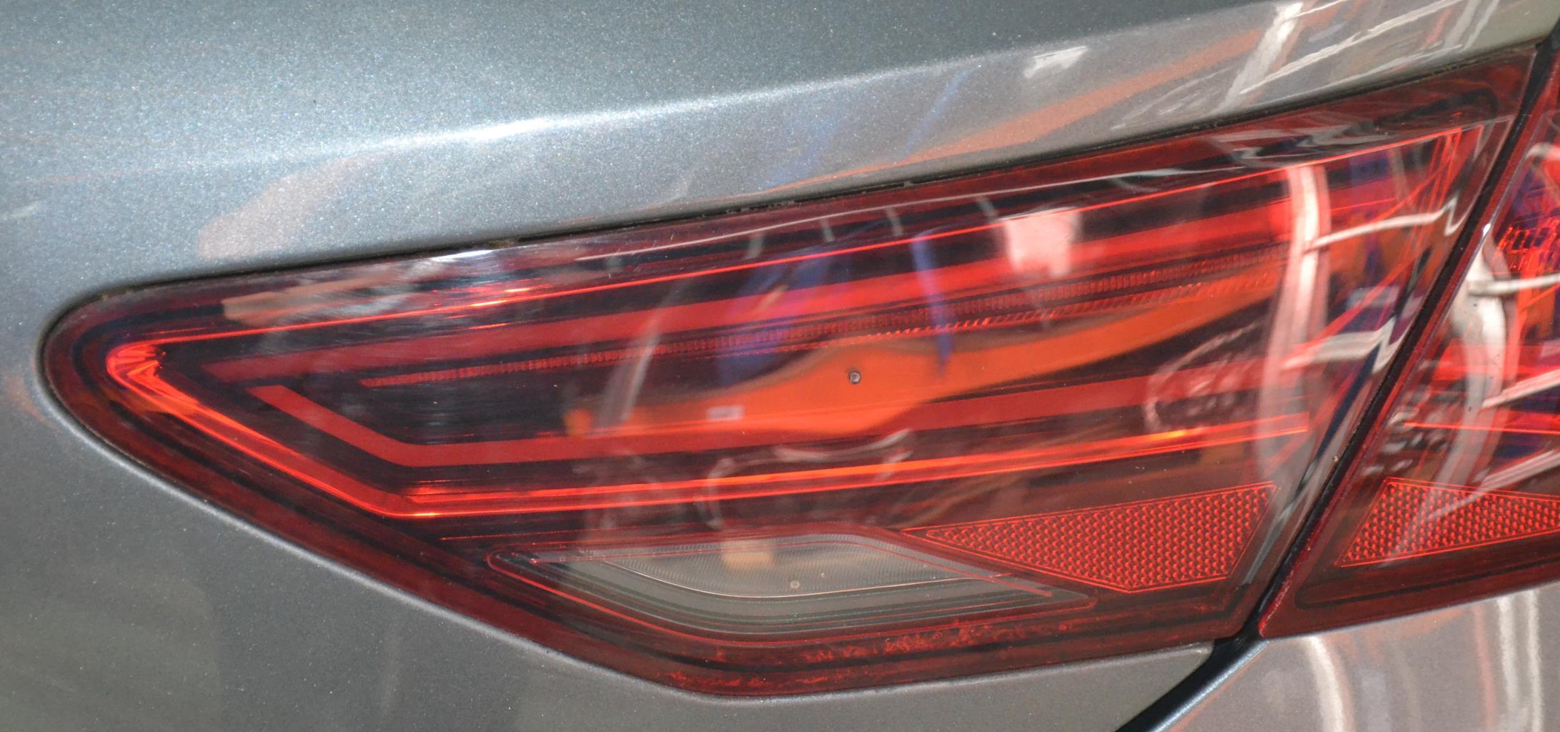 Feu arriere secondaire droit (feux) SEAT LEON 3 PHASE 2 Diesel - 1
