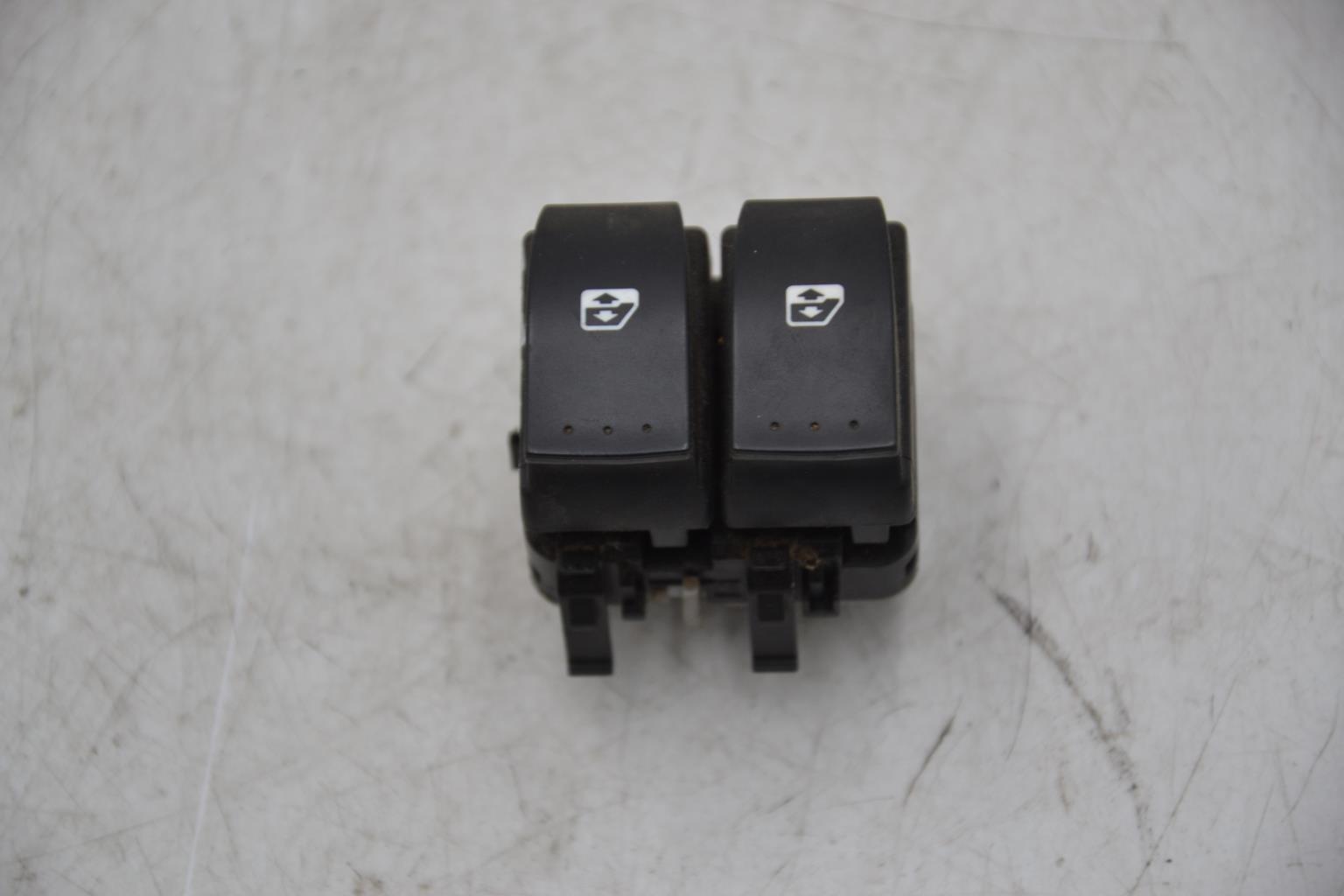 Interruptor de elevalunas RENAULT SCENIC 2 PHASE 2  - 1
