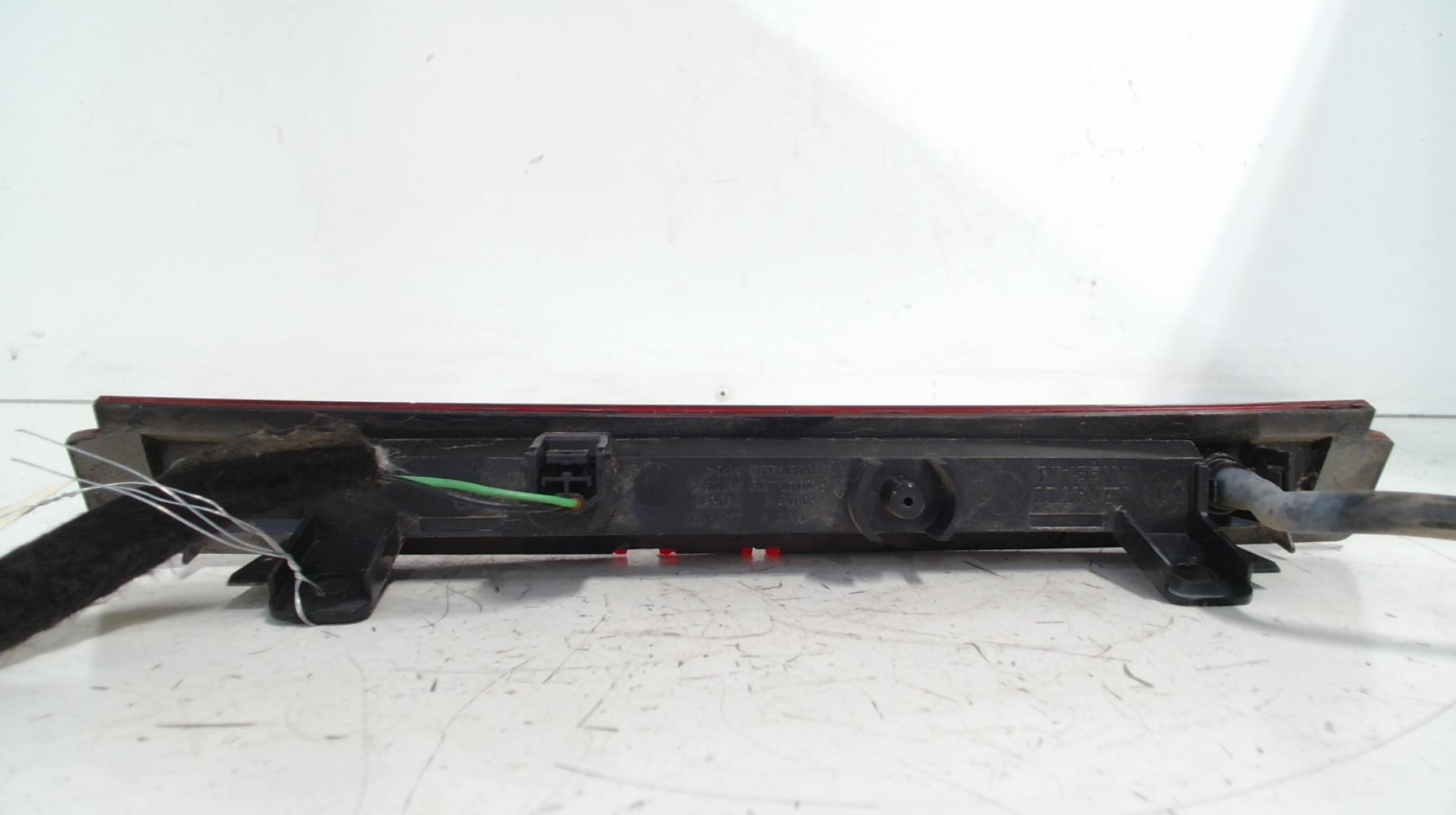 Feu arriere stop central RENAULT CLIO 4 PHASE 2 Diesel - 1
