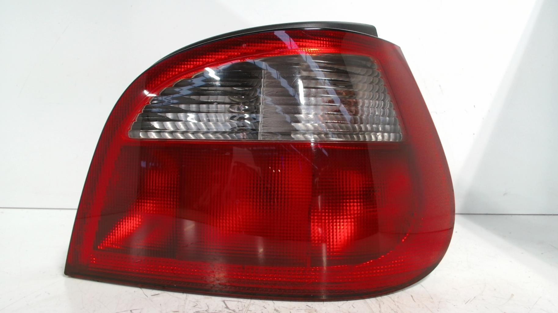 Fanale posteriore principale destro (luci) RENAULT MEGANE 1 PHASE 2 Diésel - 1