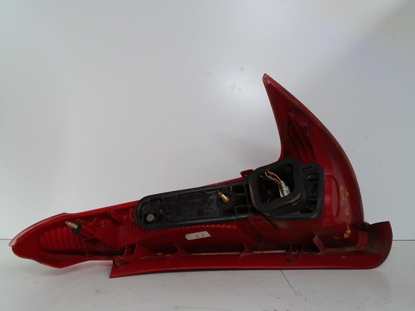 Fanale posteriore principale sinistro (luci) PEUGEOT 206 PHASE 1 BREAK Gasolina - 1