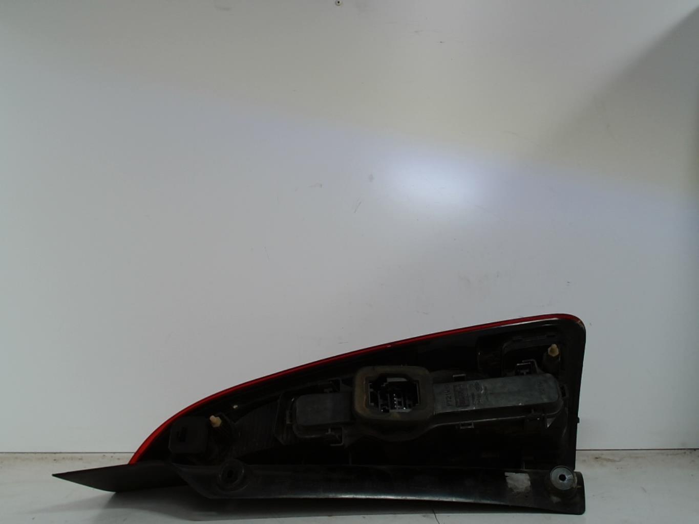 Fanale posteriore principale sinistro (luci) RENAULT ESPACE 4 PHASE 1 Diésel - 1