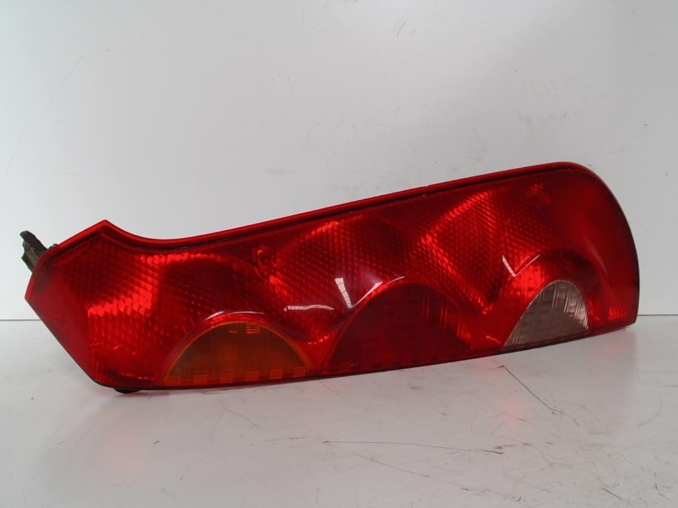 Fanale posteriore principale destro (luci) NISSAN NOTE 1 PHASE 2 Diésel - 1
