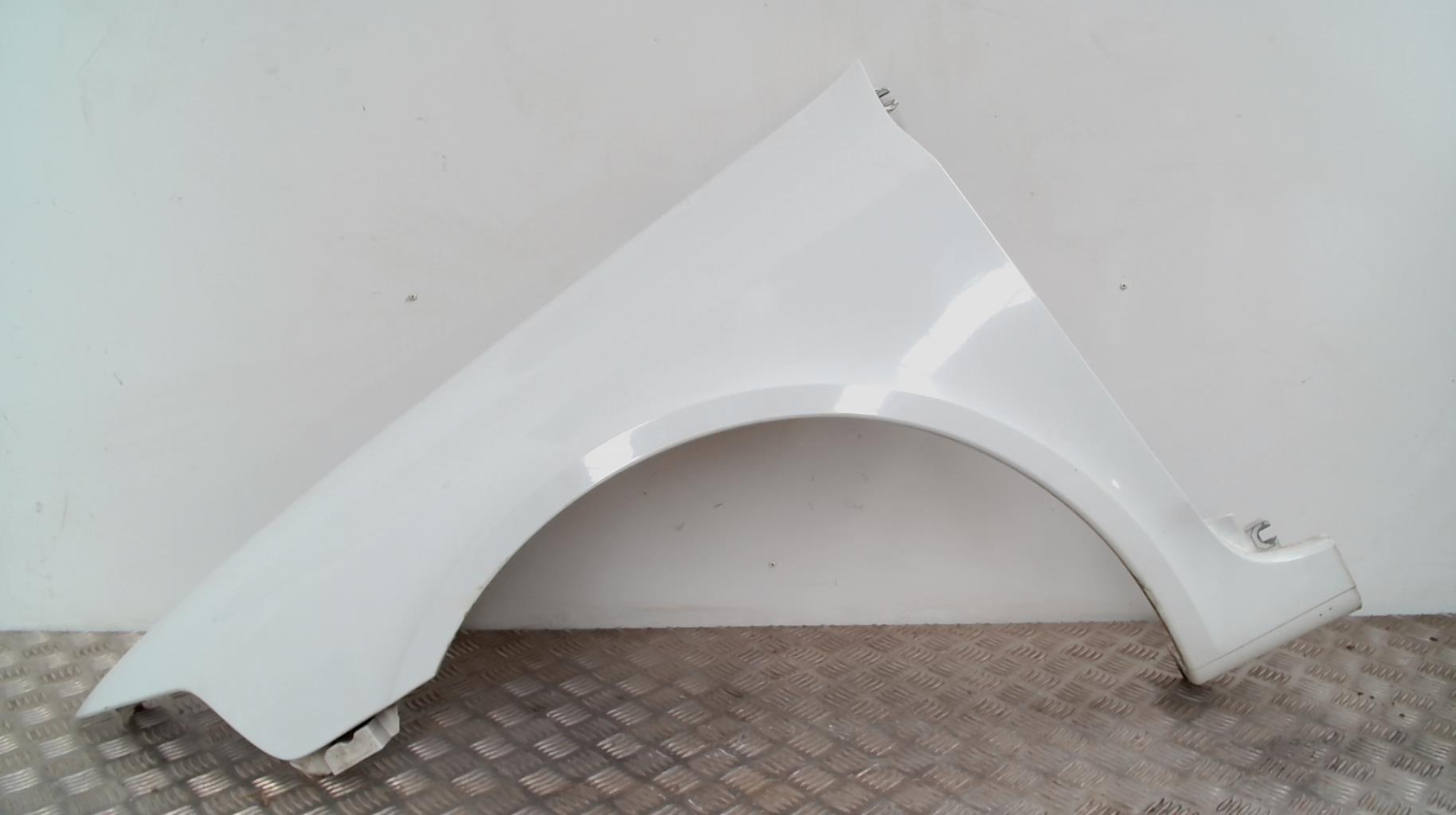 Aile avant gauche RENAULT LAGUNA 2 PHASE 1 Diesel - 1