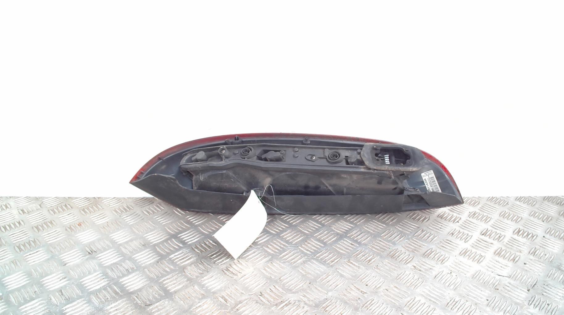 Fanale posteriore principale sinistro (luci) OPEL CORSA C PHASE 1 Diésel - 1