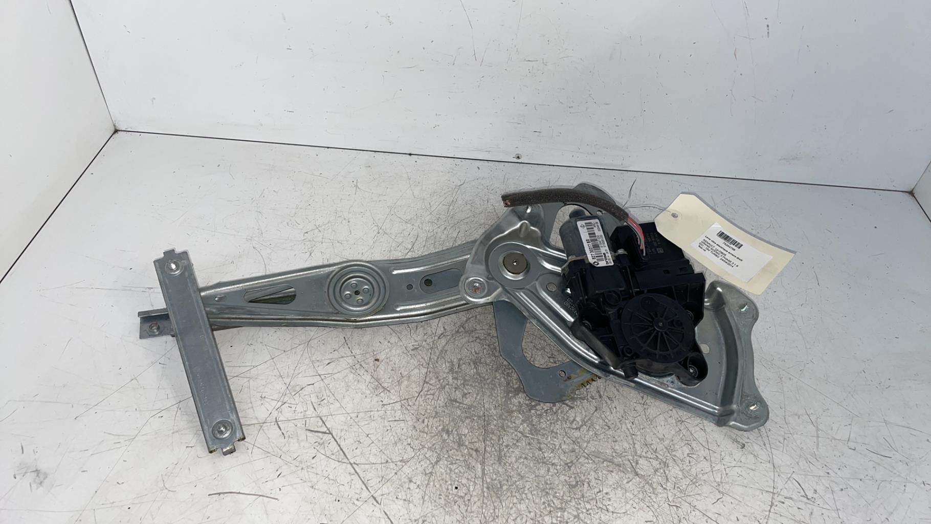 Alzacristalli elettrico posteriore destro RENAULT GRAND SCENIC 3 PHASE 3 Diésel - 1