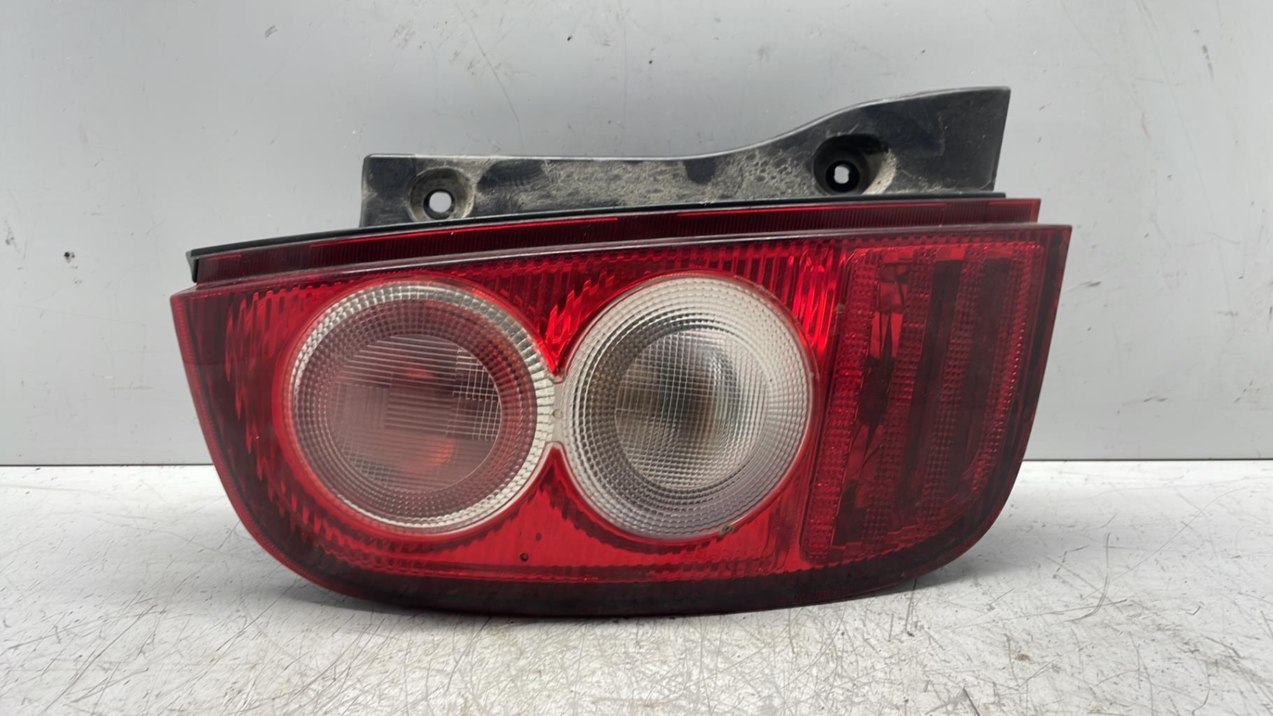 Fanale posteriore principale sinistro (luci) NISSAN MICRA 3 PHASE 3 Diésel - 1