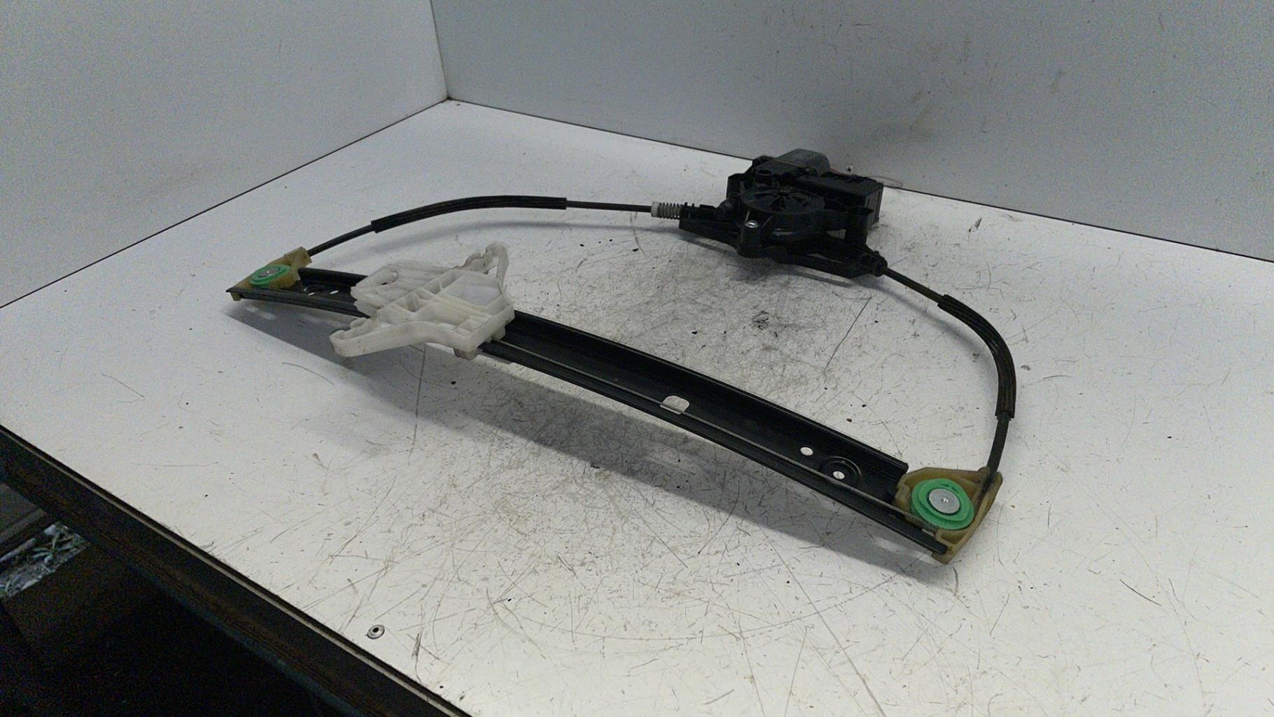 Alzacristalli elettrico posteriore destro SKODA OCTAVIA 3 PHASE 1 Gasolina - 1