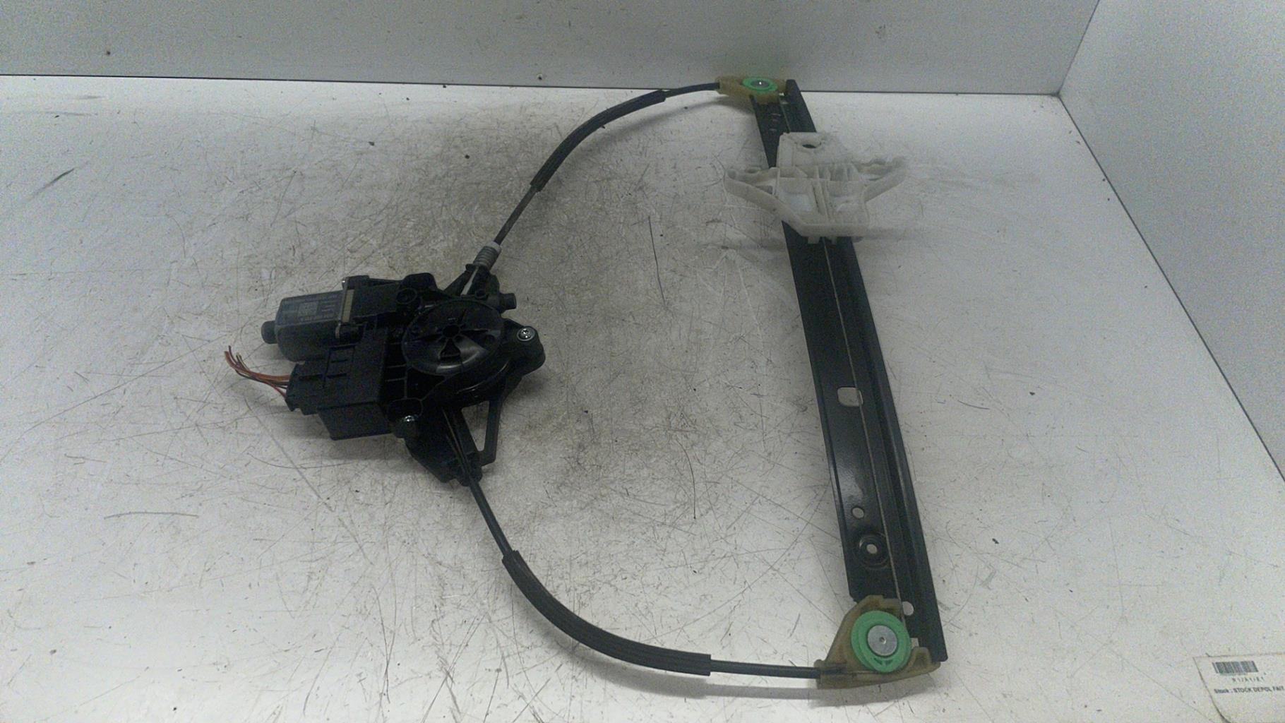 Alzacristalli elettrico posteriore sinistro SKODA OCTAVIA 3 PHASE 1 Gasolina - 1