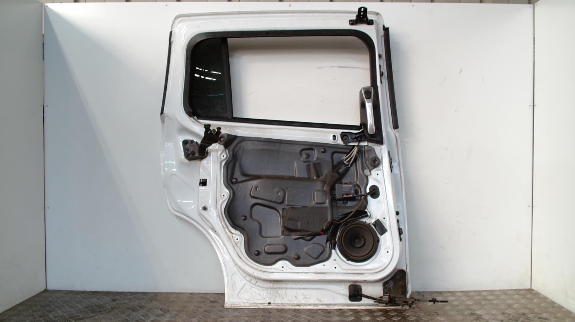 Portiera laterale sinistra FORD GRAND C-MAX 2 PHASE 1 Diésel - 1