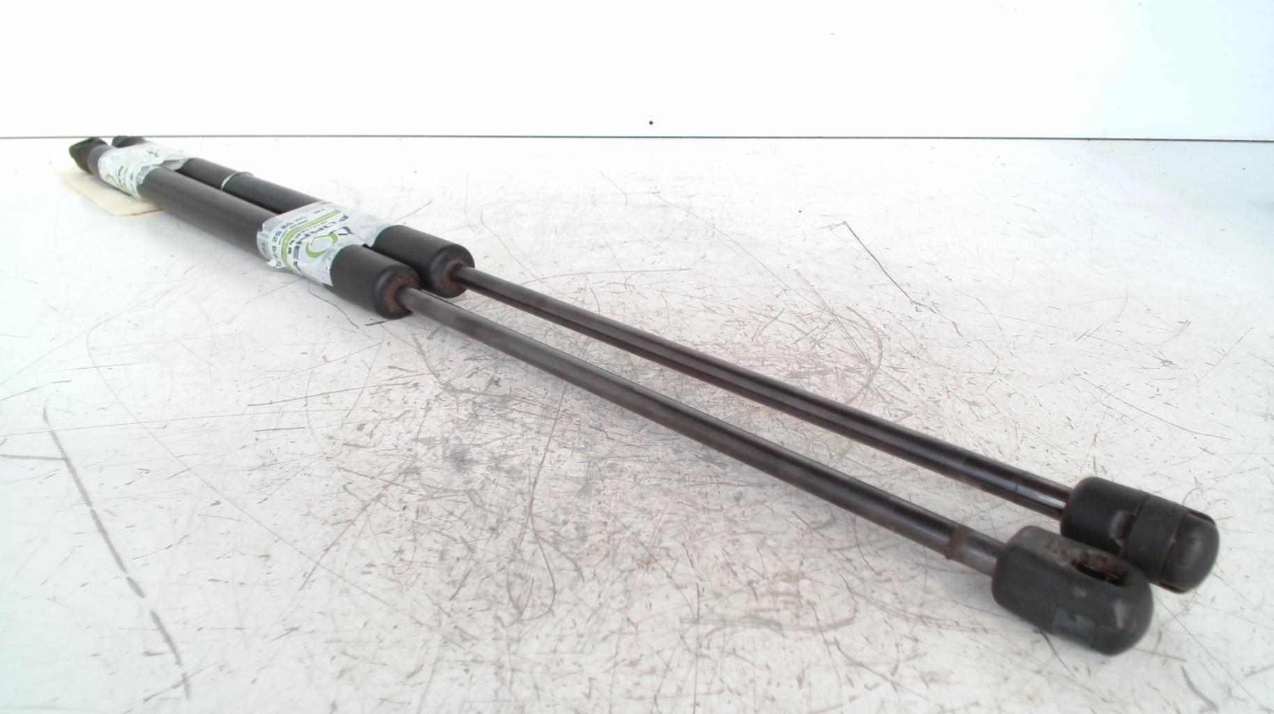 Verin de coffre FORD FIESTA 6 PHASE 2 Essence - 1