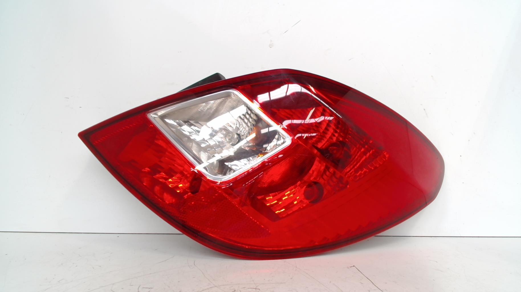 Fanale posteriore principale destro (luci) OPEL CORSA D PHASE 1 Diésel - 1