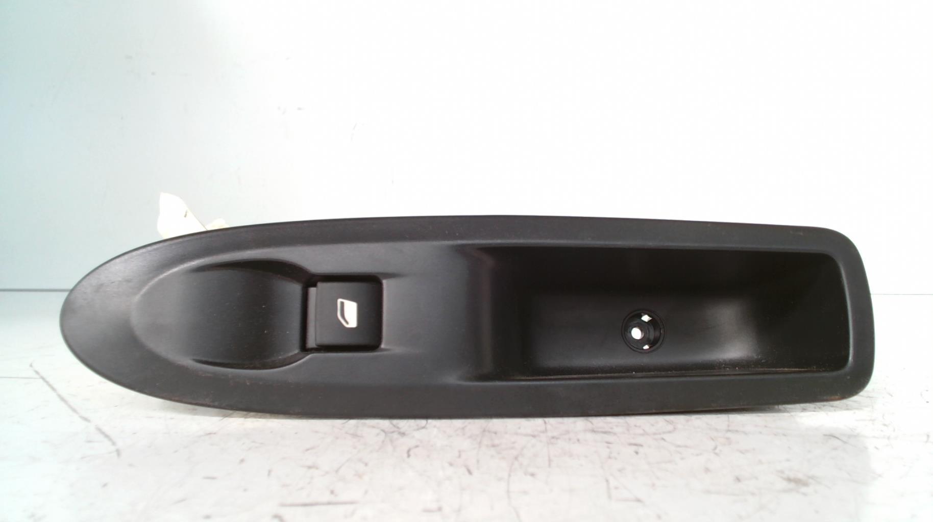 Interruttore lavacristalli posteriore destro CITROEN C4 2 PHASE 2 Diésel - 1