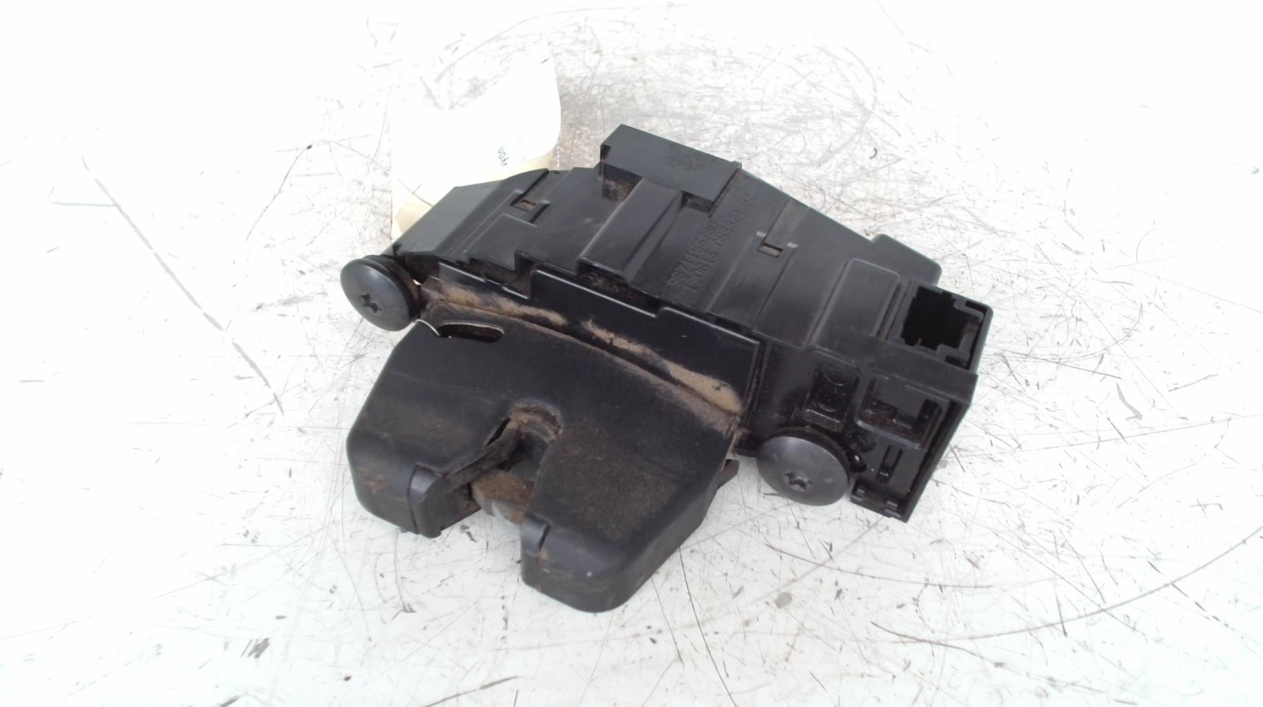 Serrure de hayon CITROEN C3 PICASSO PHASE 2 Essence - 1