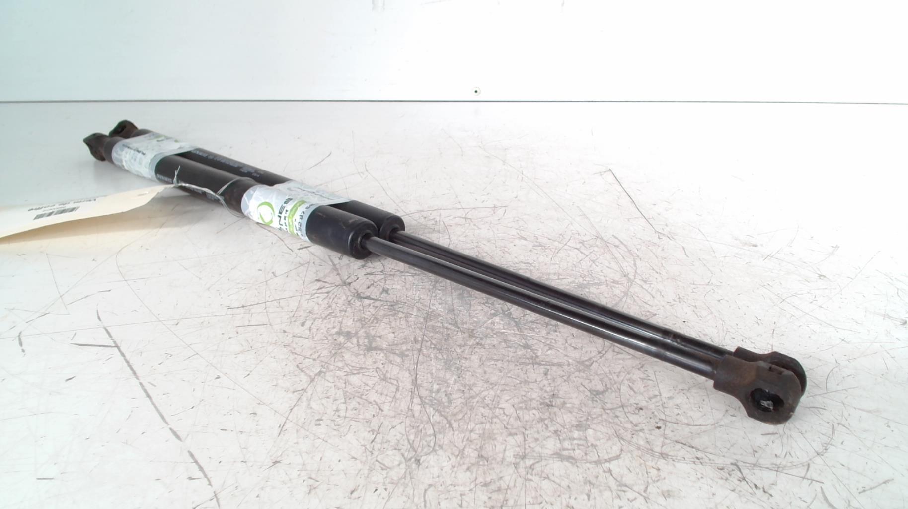 Verin de coffre RENAULT CLIO 4 PHASE 1 Diesel - 1