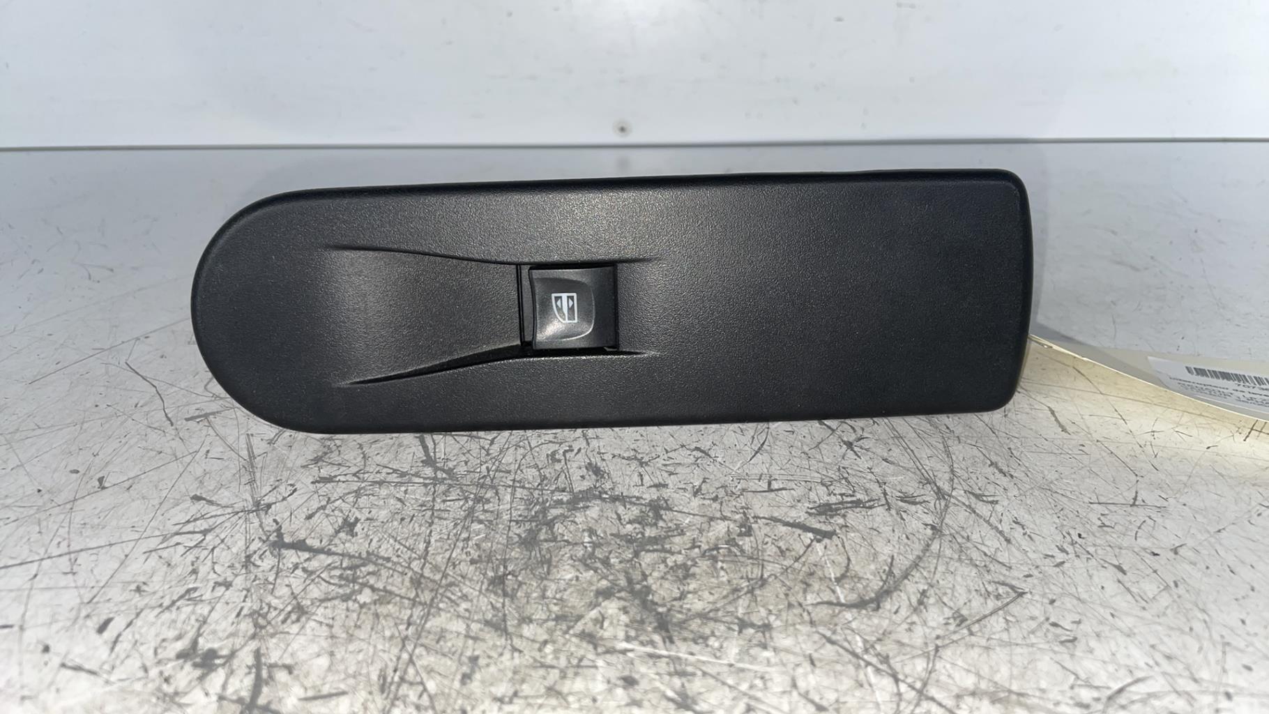 Interruttore lavacristalli anteriore destro RENAULT CAPTUR 1 PHASE 1 Diésel - 1