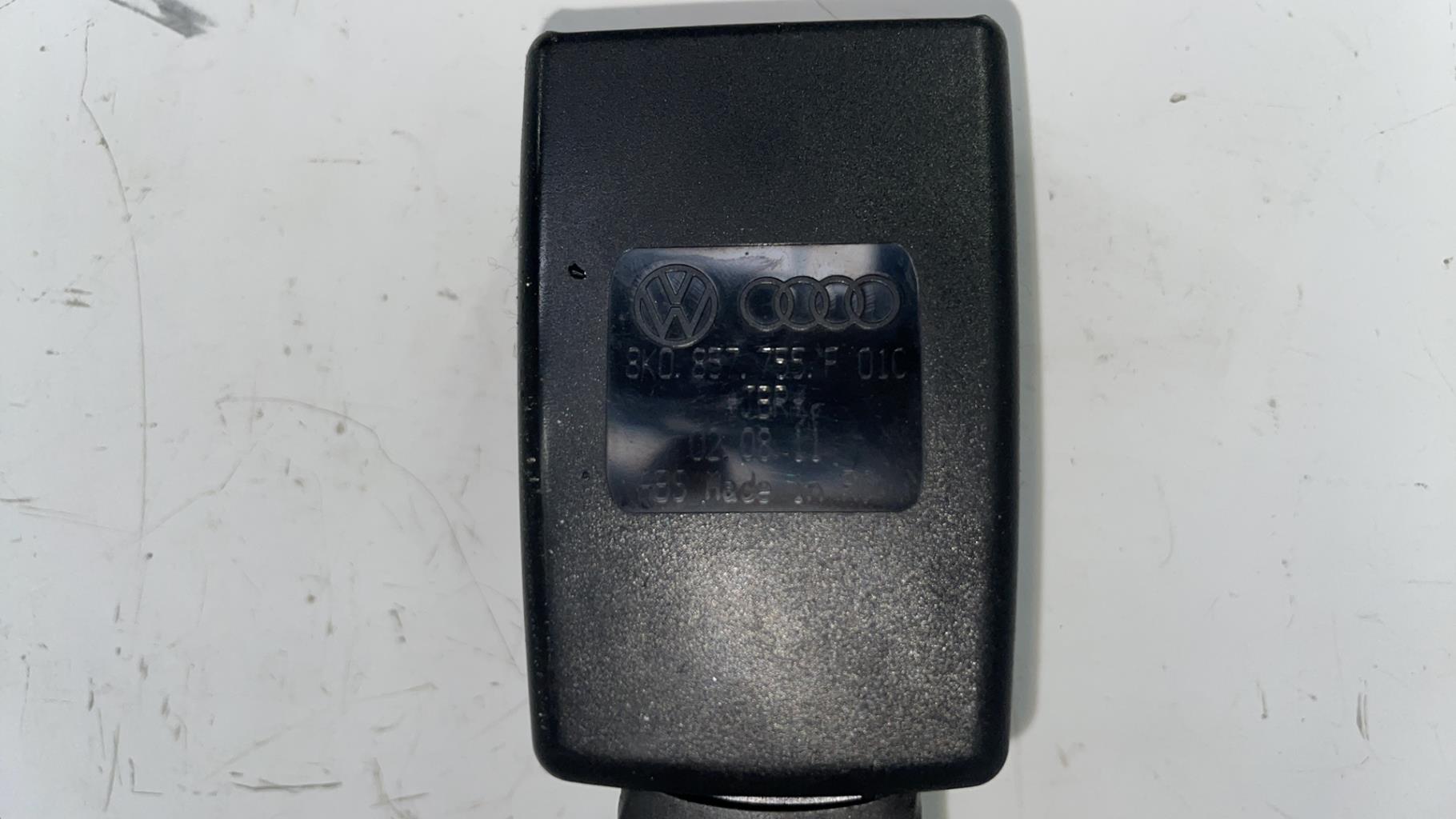 Aggancio cintura sicurezza anteriore sinistro AUDI A4 3 AVANT PHASE 1 BREAK Diésel - 1