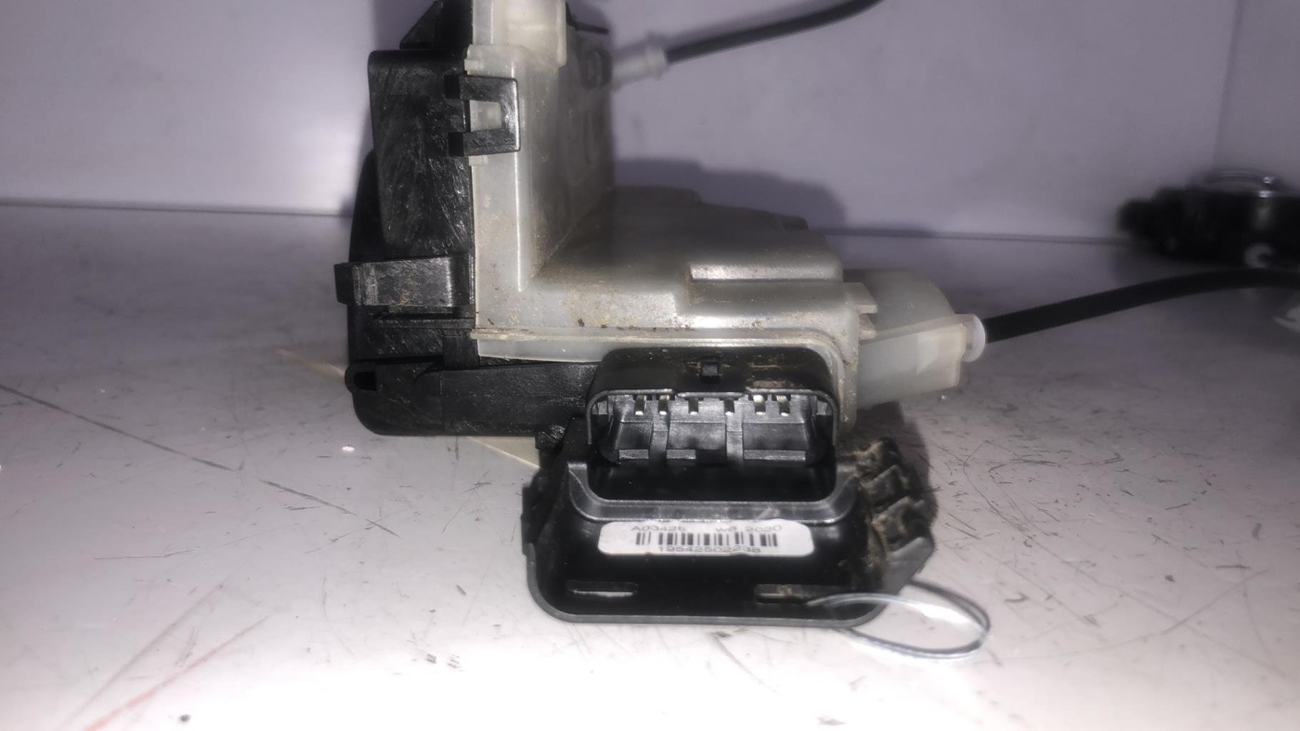 Serratura anteriore destra CITROEN C3 3 PHASE 1 Gasolina - 1