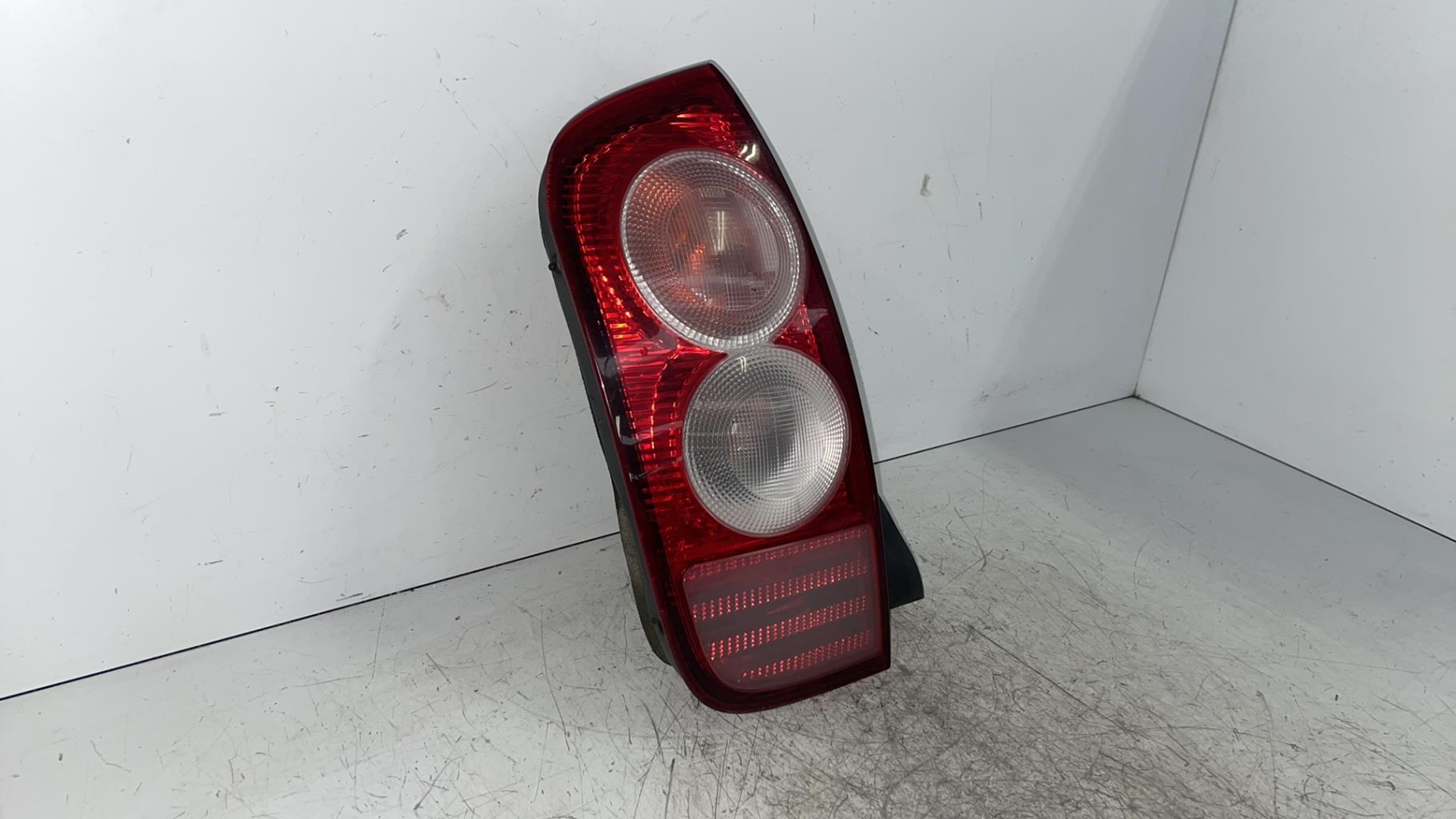 Fanale posteriore principale sinistro (luci) NISSAN MICRA 3 PHASE 1 Gasolina - 1