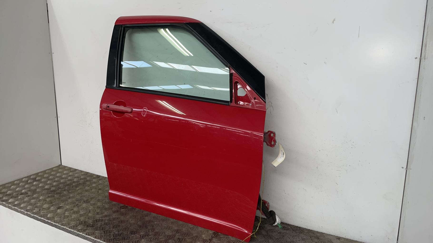 Porte avant droit SUZUKI SWIFT 3 Essence - 1
