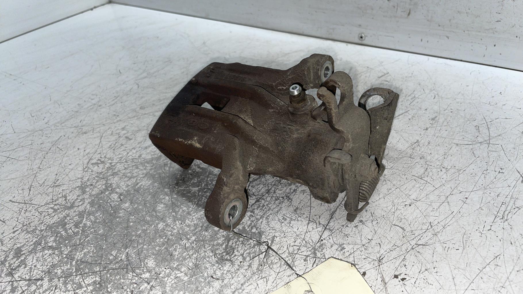 Pinza freni posteriore sinistra HYUNDAI IX 20 PHASE 2 Diésel - 1