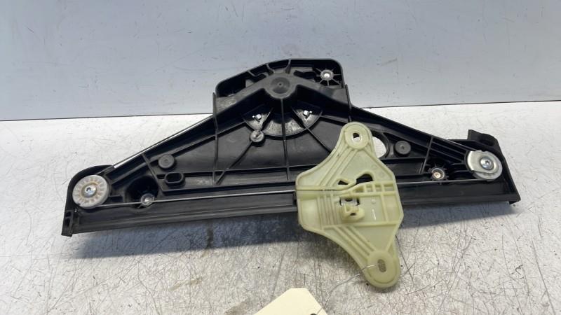 Alzacristalli manuale posteriore sinistro RENAULT CLIO 5 PHASE 1 Diésel - 1