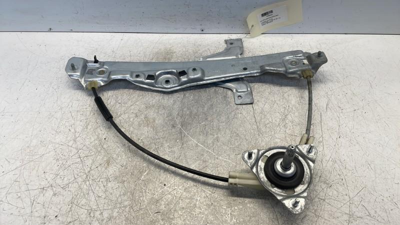 Alzacristalli manuale posteriore destro CITROEN C3 3 PHASE 1 Diésel - 1