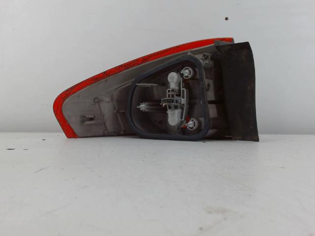 Feu arriere principal droit (feux) FORD MONDEO 3 PHASE 1 Diesel - 1