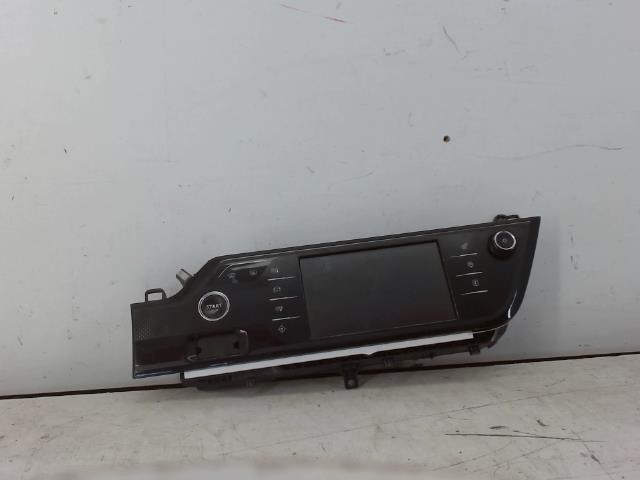 Ecran GPS CITROEN C4 PICASSO 2 PHASE 1 Diesel - 1