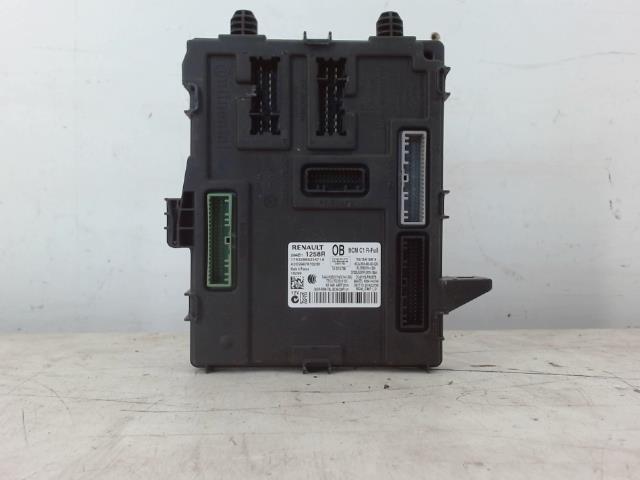 Boitier UCH RENAULT MEGANE 4 PHASE 1 Diesel - 1