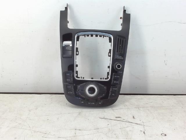 Commande autoradio AUDI A4 3 AVANT PHASE 1 BREAK Diesel - 1
