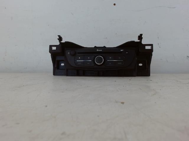 Autoradio d'origine RENAULT KANGOO 2 PHASE 2 Diesel - 1