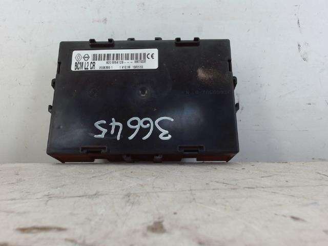 Boitier UCH RENAULT CLIO 3 PHASE 2 BREAK Diesel - 1