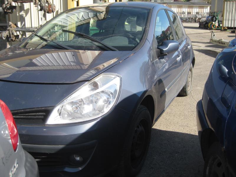 Contacteur feu stop RENAULT CLIO 3 PHASE 1 Diesel - 1