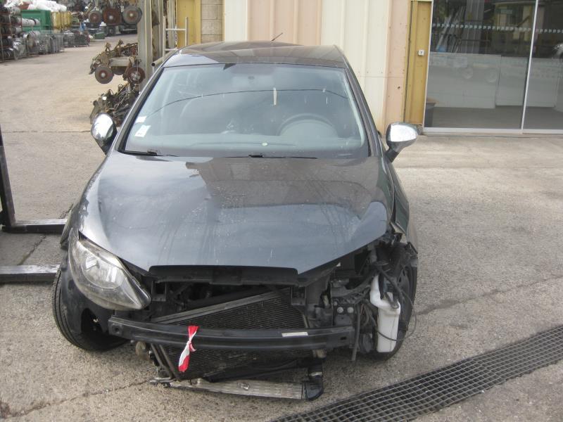 Moyeu avant gauche SEAT IBIZA 4 PHASE 1 Diesel - 1