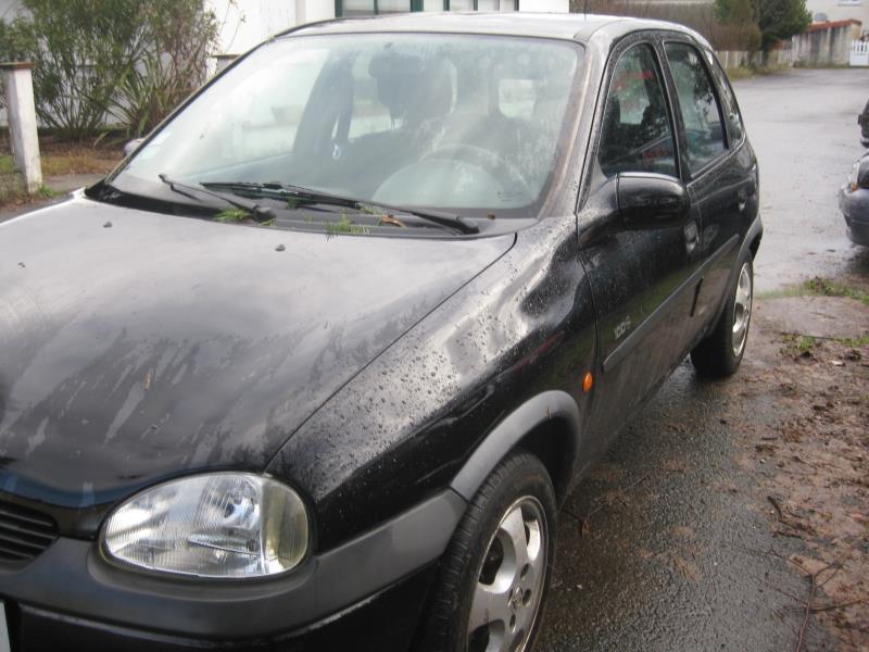 Feu arriere stop central OPEL CORSA B PHASE 2 Diesel - 1