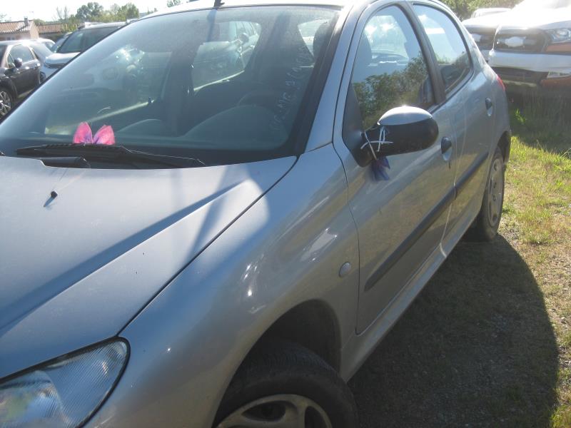 Vitre avant gauche PEUGEOT 206 PHASE 1 Diesel - 1
