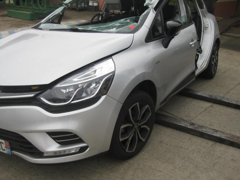 Moyeu avant gauche RENAULT CLIO 4 PHASE 2 Diesel - 1