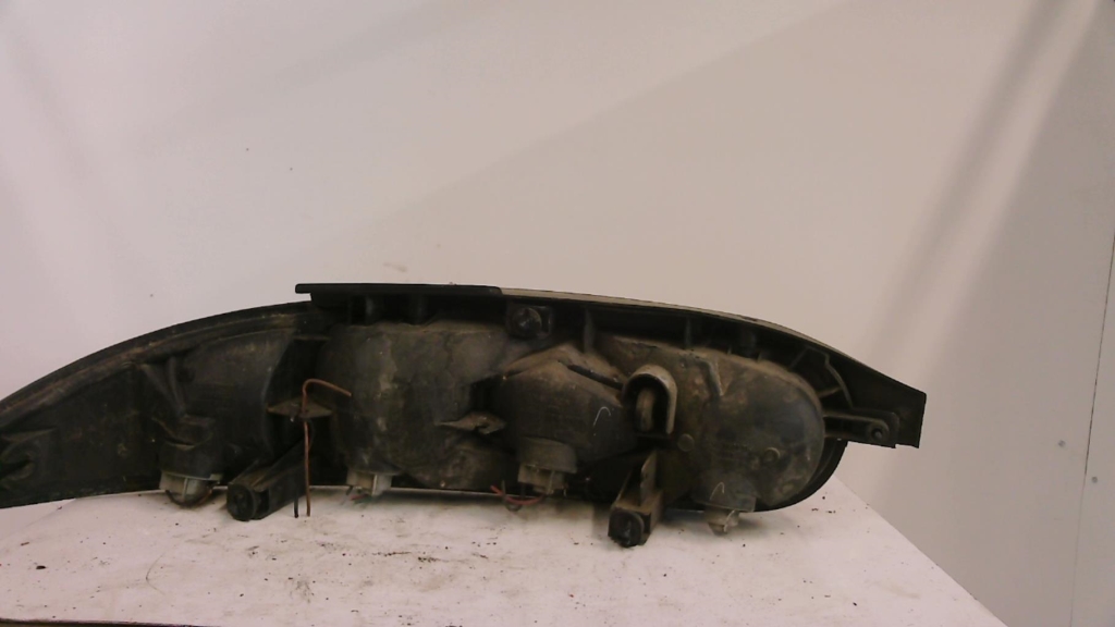Feu arriere principal droit (feux) MAZDA MX3 PHASE 1 COUPE Essence - 1