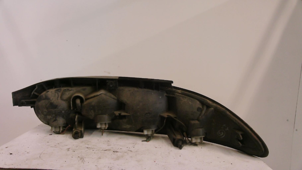 Feu arriere principal gauche (feux) MAZDA MX3 PHASE 1 COUPE Essence - 1