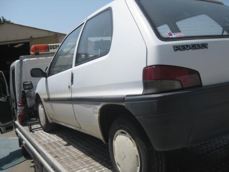Bouton/Interrupteur PEUGEOT 106 PHASE 1 Essence - 1