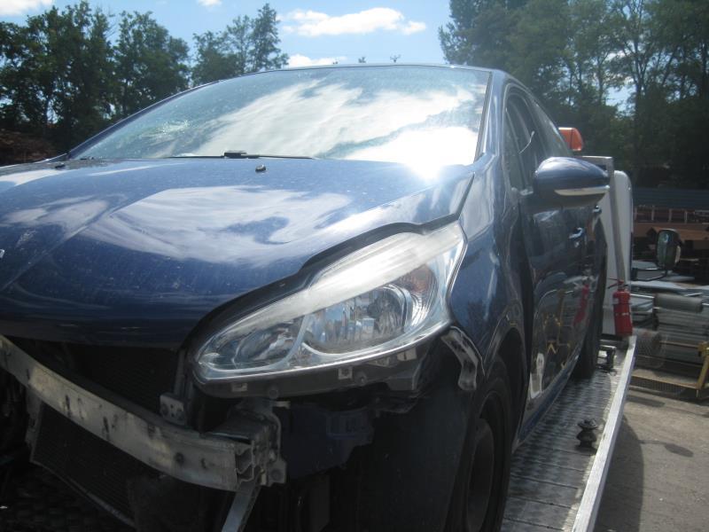 Bouton de warning PEUGEOT 208 PHASE 1 Diesel - 1