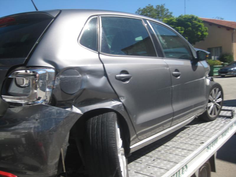 Volant VOLKSWAGEN POLO 5 PHASE 1 Diesel - 1
