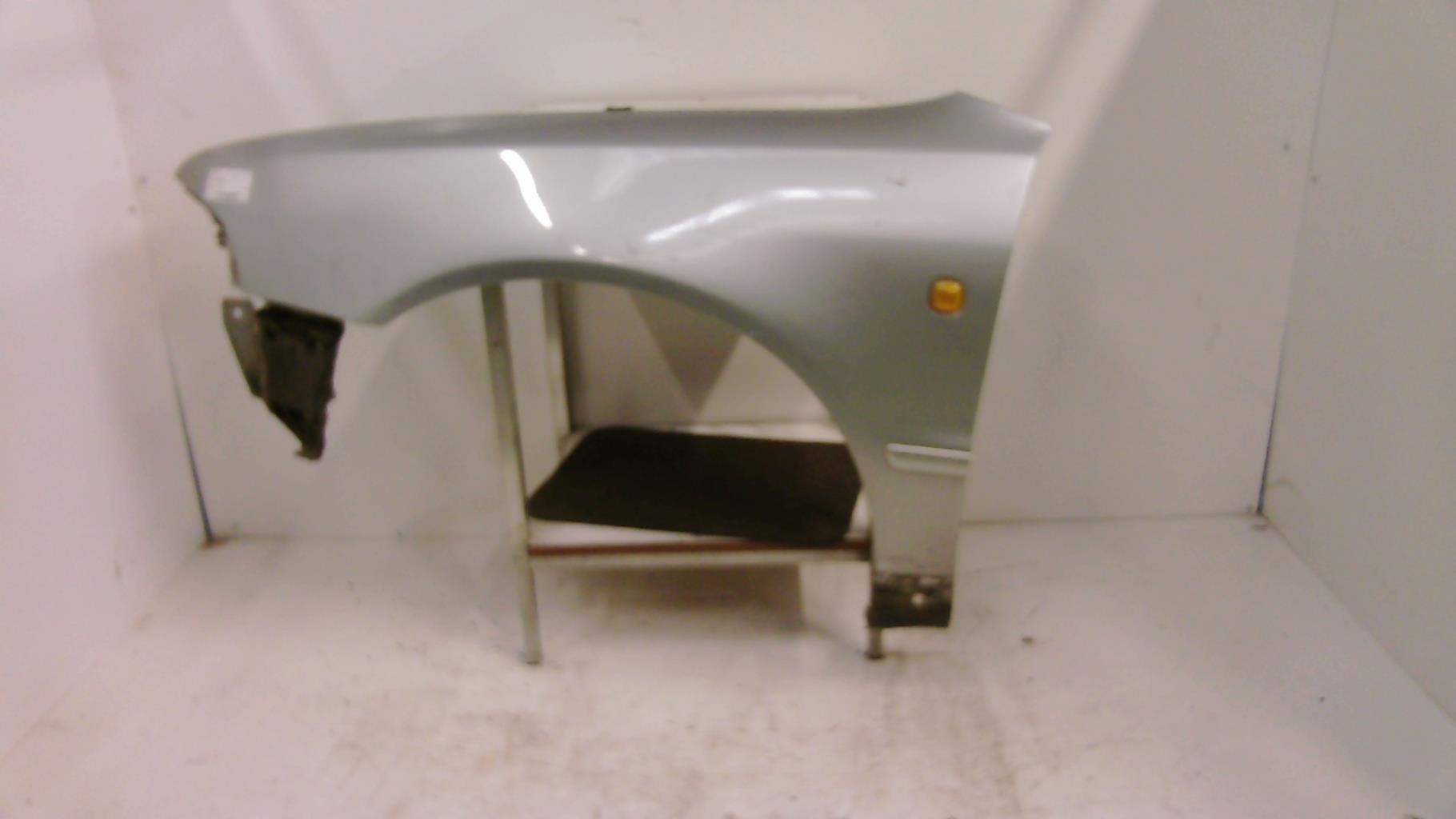 Aile avant gauche AUDI A4 1 PHASE 1 Diesel - 1