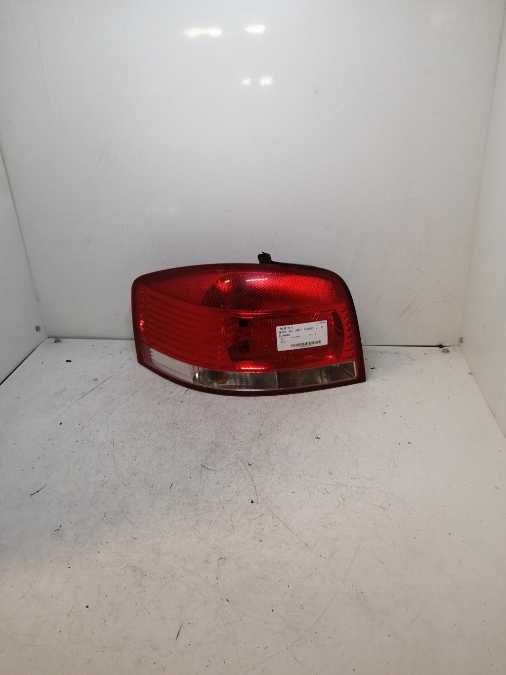 Feu arriere principal gauche (feux) AUDI A3 2 PHASE 1 Diesel - 1