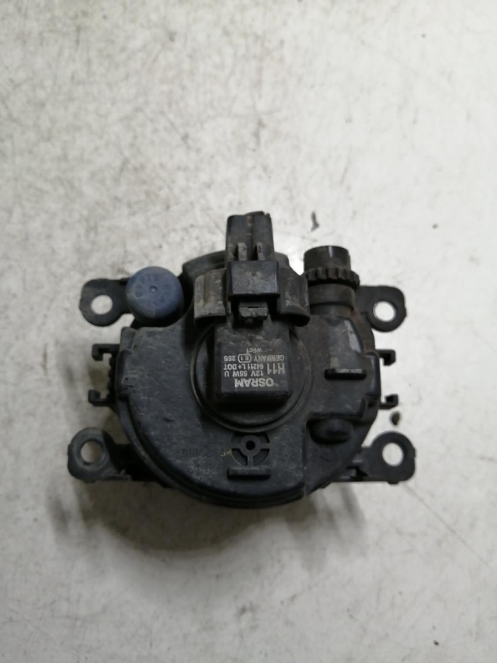 Anti brouillard droit (feux) RENAULT MEGANE 2 PHASE 1 Diesel - 1