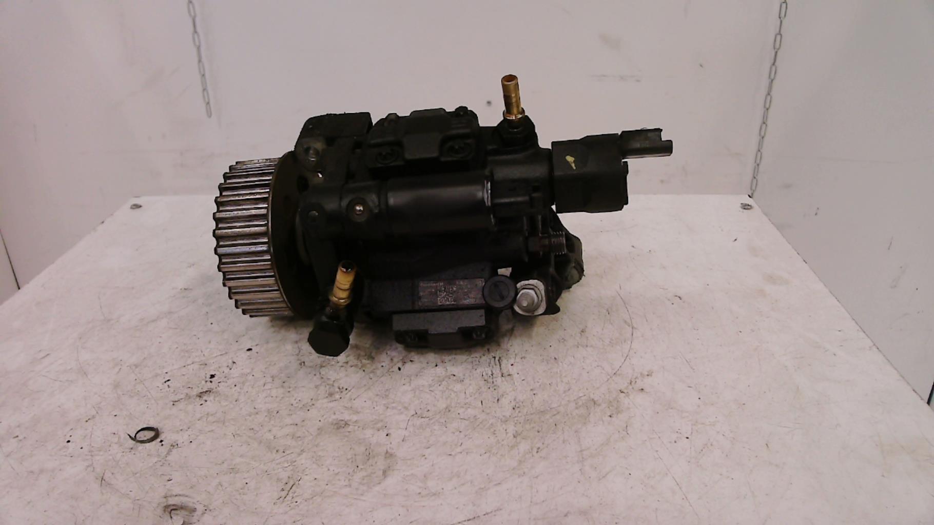 Pompe à injection RENAULT MEGANE 3 PHASE 1 Diesel - 1