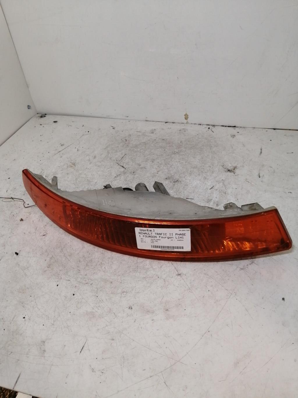 Optique avant secondaire droit (feux)(clignotant) RENAULT TRAFIC 2 PHASE 1 Diesel - 1